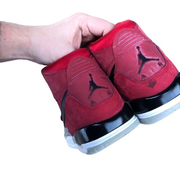 Rare 2018 Nike Air Jordan Legacy 312 Toro Size 8.5 Red - Picture 7 of 14